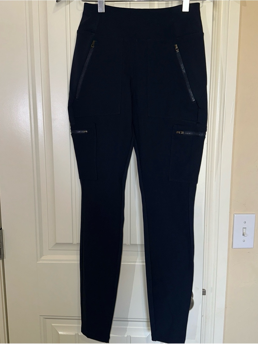 Athleta Headlands Hybrid High Rise Cargo Leggings Size 0